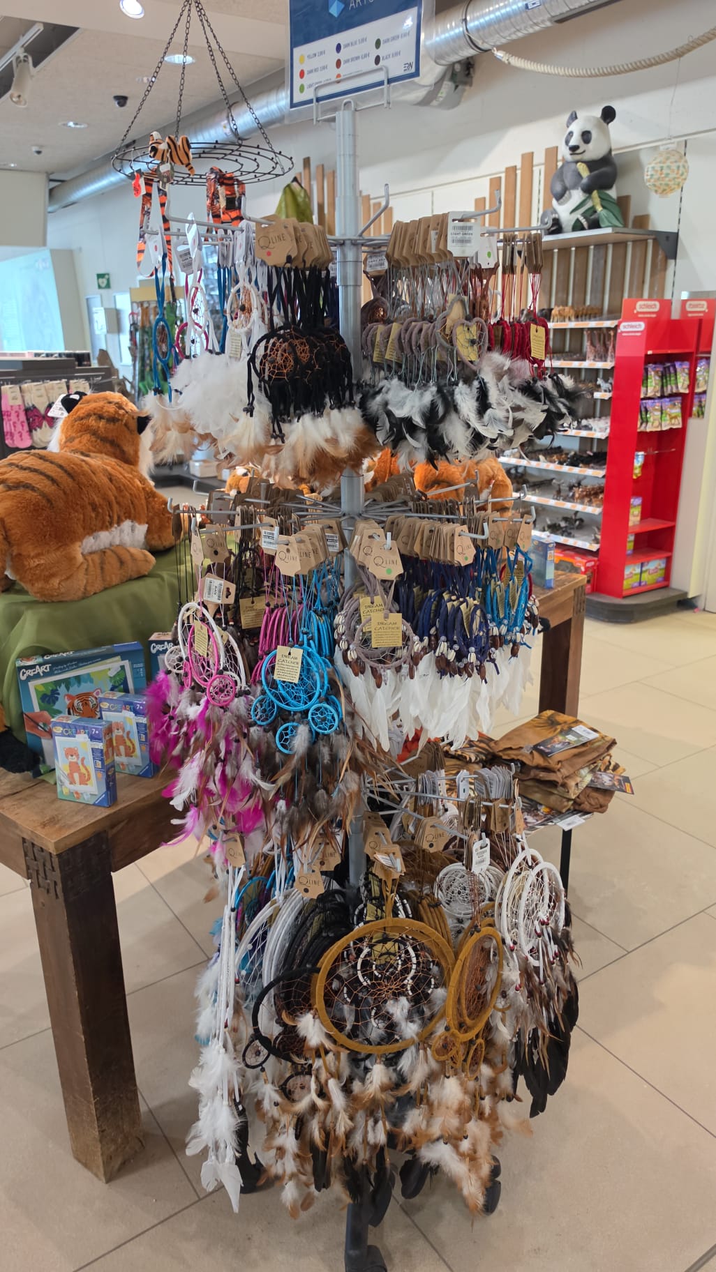 Traumfängerdisplay von ERN im Einsatz im Shop